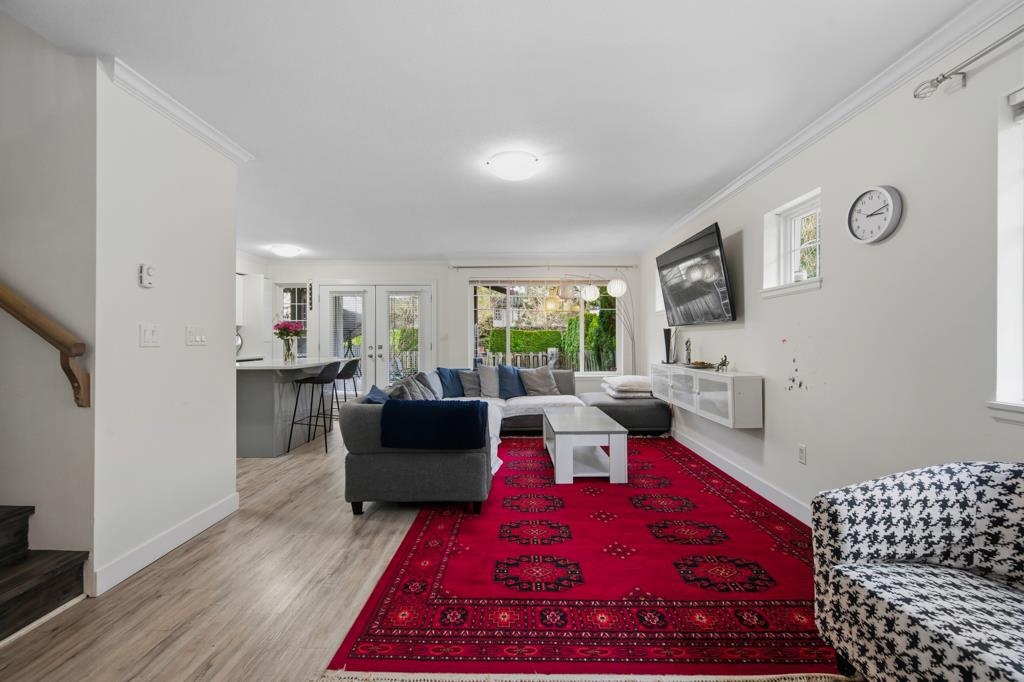 Kitchen Island Photo of 18 8255 120a Street, Surrey, BC