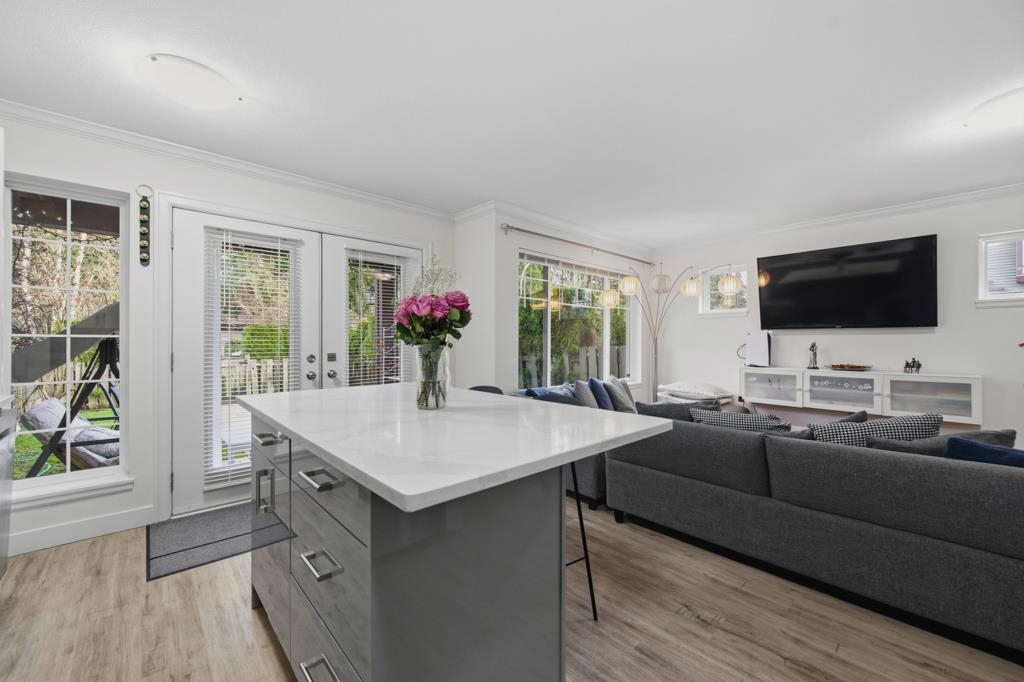 Powder Room Photo of 18 8255 120a Street, Surrey, BC