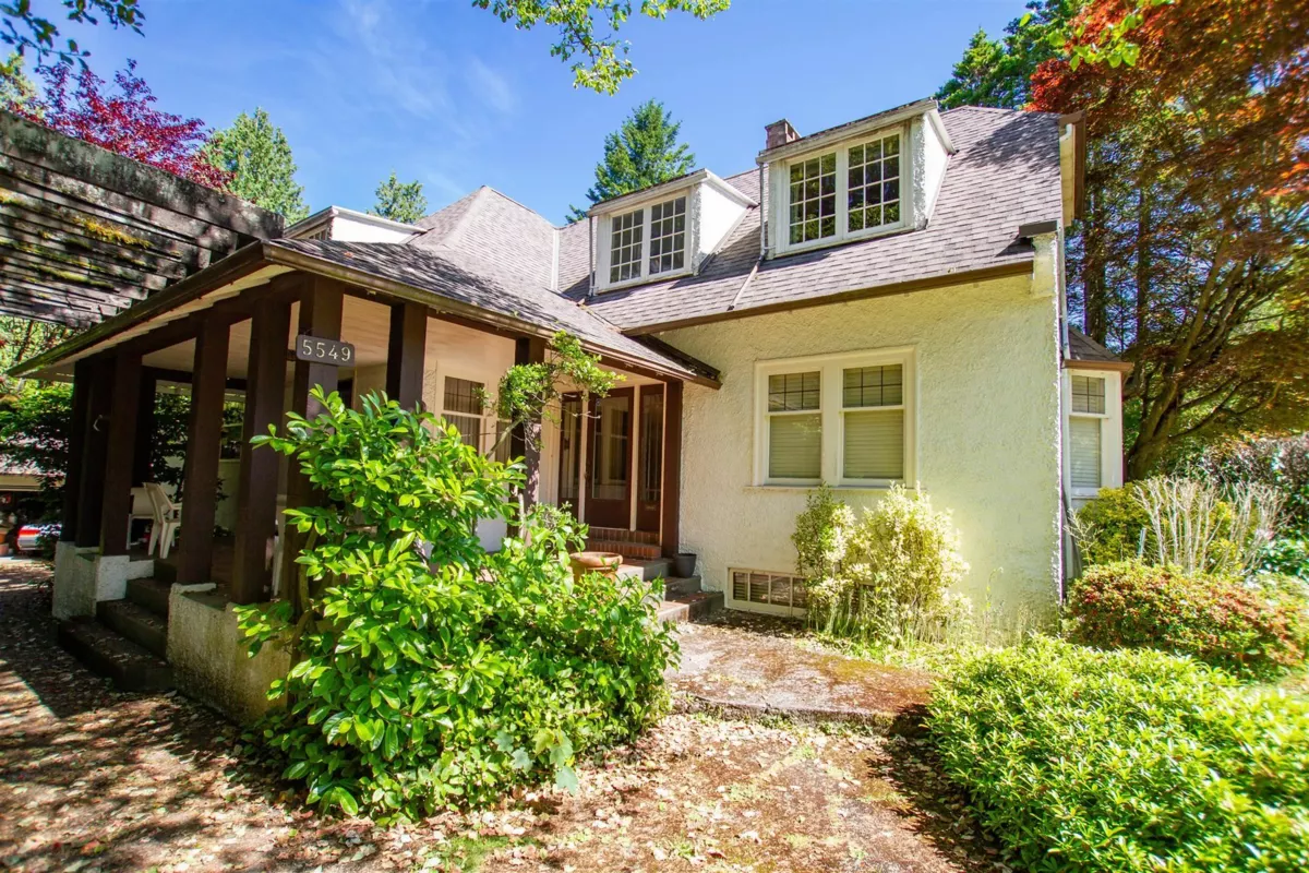 Primary Bathroom Photo of 5549 Churchill Street, Vancouver, BC