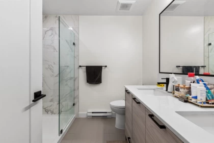 Powder Room Photo of 109 8380 200a Street, Langley, BC