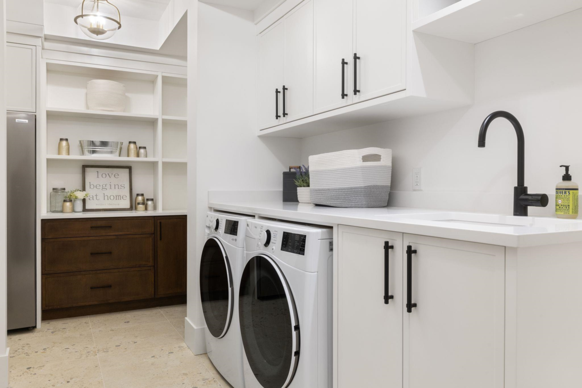 Guest Bathroom Photo of 1232 Wellington Drive, North Vancouver, BC