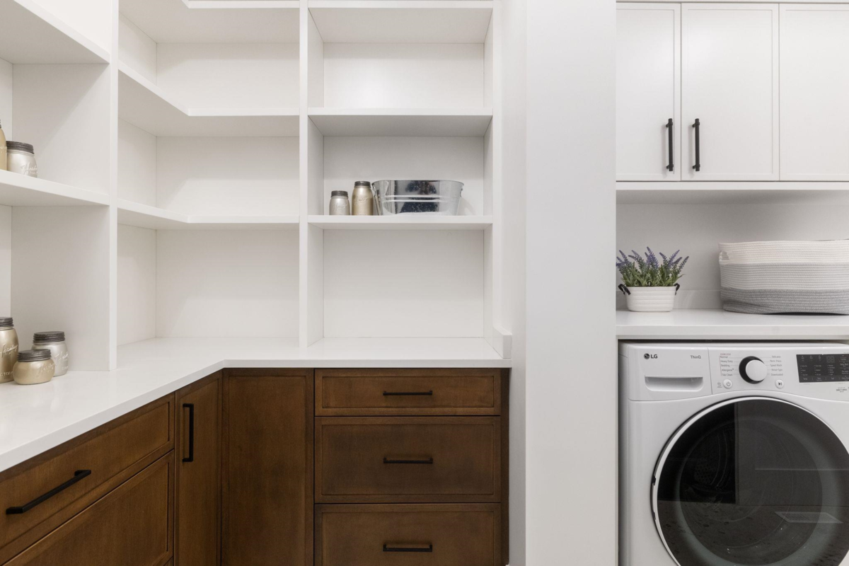 Powder Room Photo of 1232 Wellington Drive, North Vancouver, BC