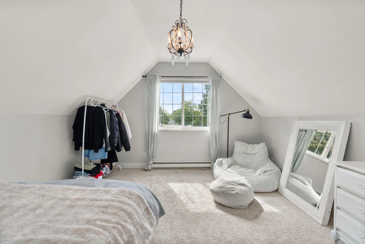 Garage Interior Photo of 6185 170a Street, Surrey, BC