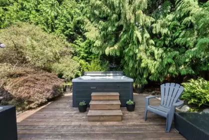 Front Yard Photo of 6185 170a Street, Surrey, BC