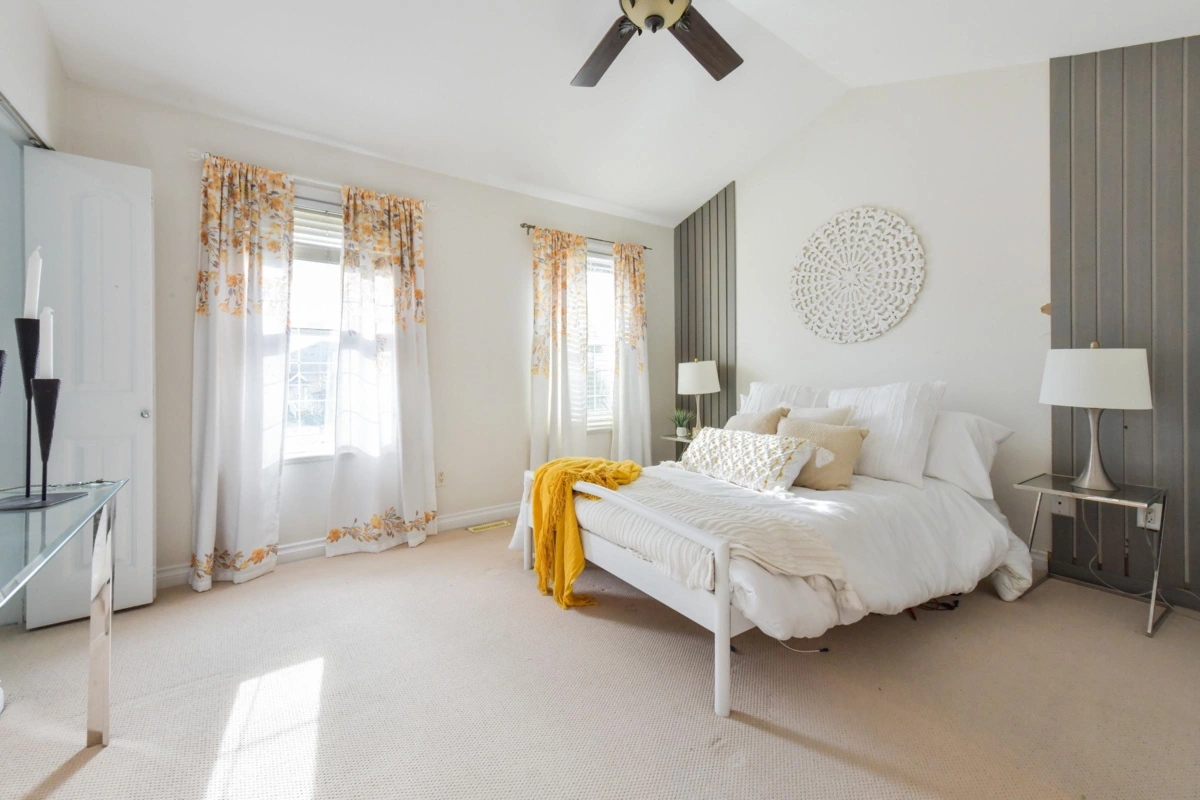 Guest Bathroom Photo of 18043 70 Avenue, Surrey, BC