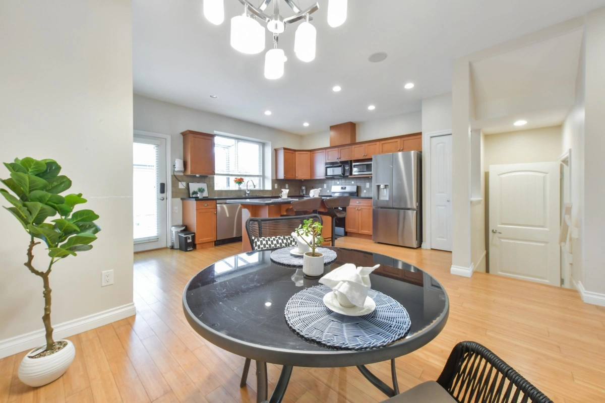 Pantry Photo of 18043 70 Avenue, Surrey, BC