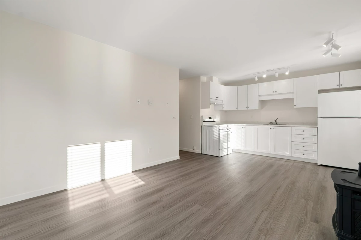 Primary Bedroom Photo of 14 46160 Princess Avenue, Chilliwack, BC