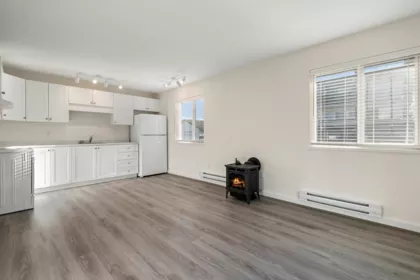 Breakfast Nook Photo of 14 46160 Princess Avenue, Chilliwack, BC