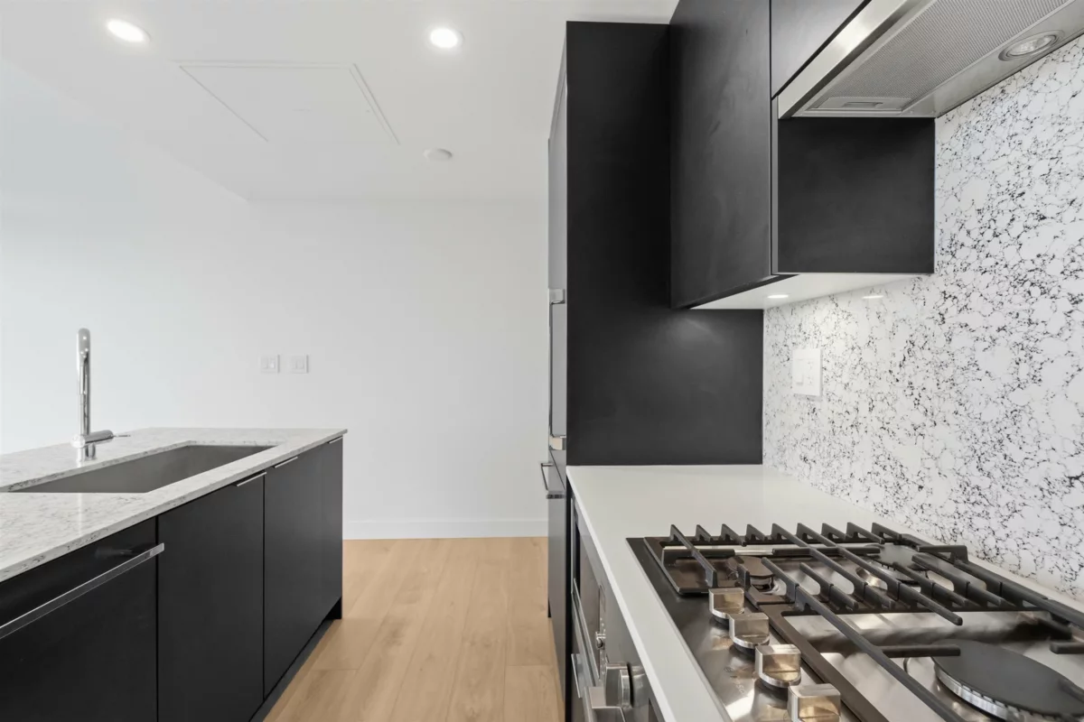 Primary Bedroom Photo of 1309 901 Lougheed Highway, Coquitlam, BC