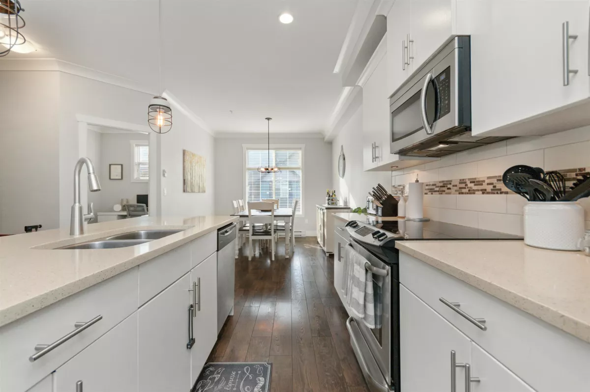 Family Room Photo of 33 5469 Chinook Street, Chilliwack, BC