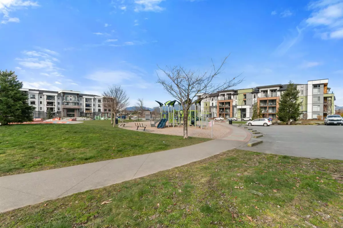 Neighborhood Park Photo Near 33 5469 Chinook Street, Chilliwack, BC
