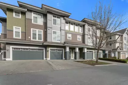 33 5469 Chinook Street, Chilliwack, BC, Sardis South — 4 bed townhouse for sale