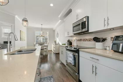 Kitchen Photo of 33 5469 Chinook Street, Chilliwack, BC