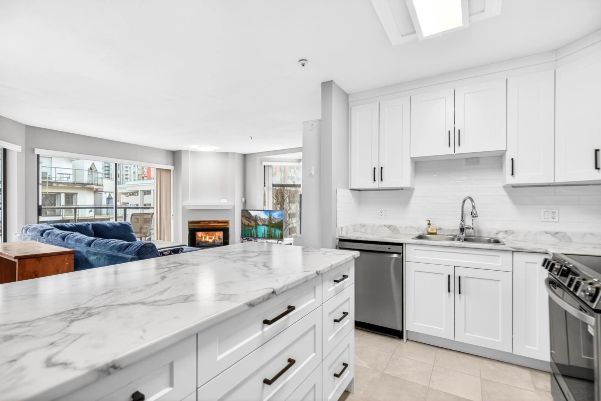Kitchen Photo of 310 2968 Burlington Drive, Coquitlam, BC