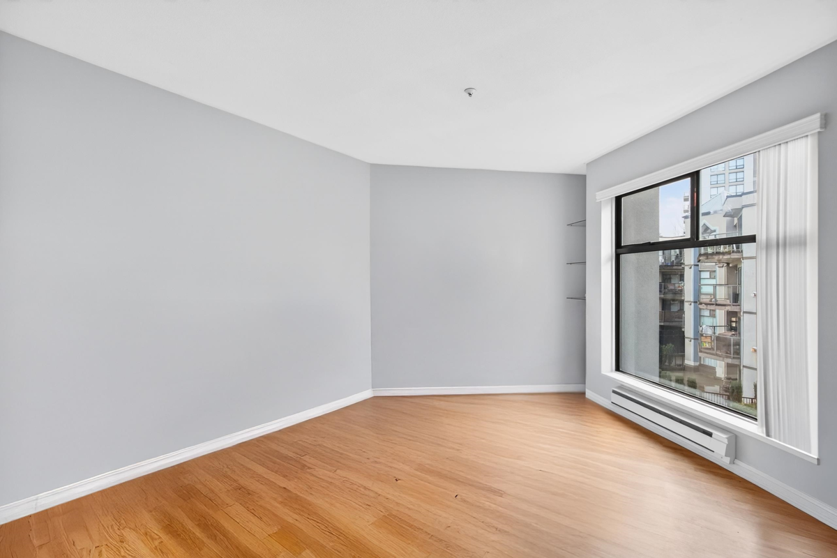 Office / Den Photo of 310 2968 Burlington Drive, Coquitlam, BC