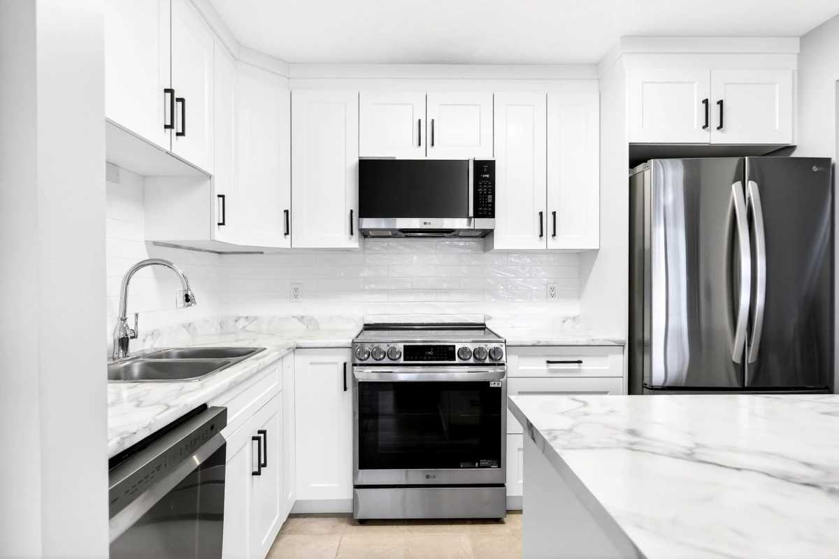 Primary Bathroom Photo of 310 2968 Burlington Drive, Coquitlam, BC