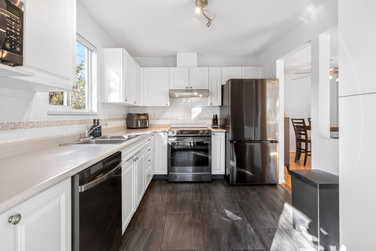 Bedroom 2 Photo of 218 2678 Dixon Street, Port Coquitlam, BC