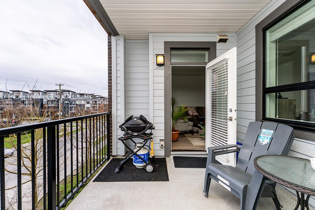 Laundry Room Photo of 309 22087 49 Avenue, Langley, BC