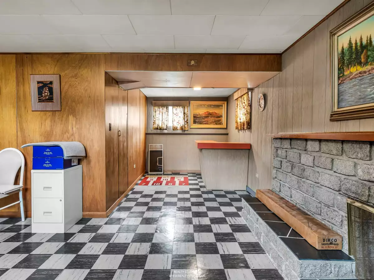 Bedroom 4 Photo of 4830 Southlawn Drive, Burnaby, BC