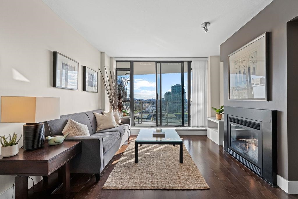 Breakfast Nook Photo of 1209 155 W 1st Street, North Vancouver, BC