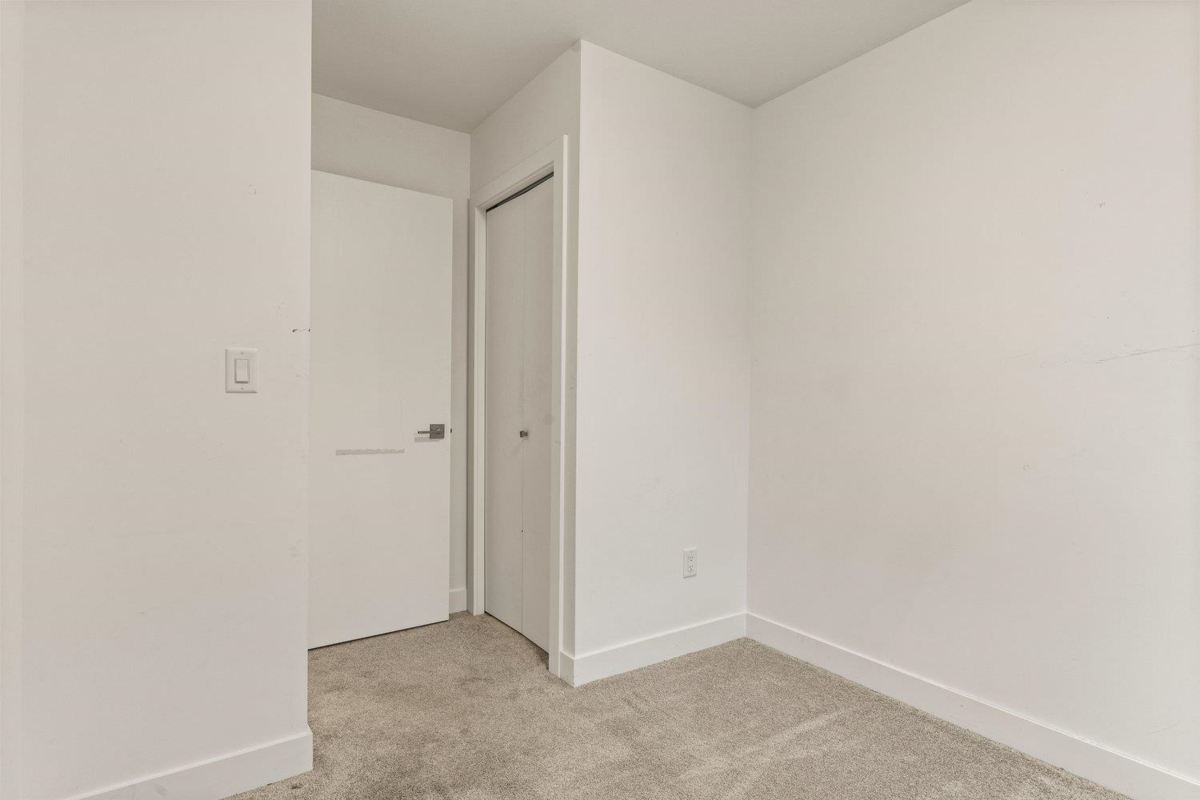 Mudroom Photo of 413 46150 Thomas Road, Chilliwack, BC
