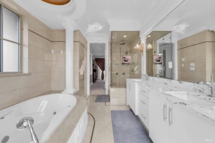 Powder Room Photo of 7283 Wiltshire Street, Vancouver, BC
