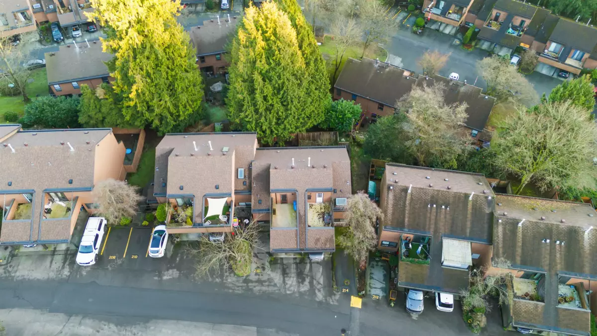 Family Room Photo of 216 Cambridge Way, Port Moody, BC