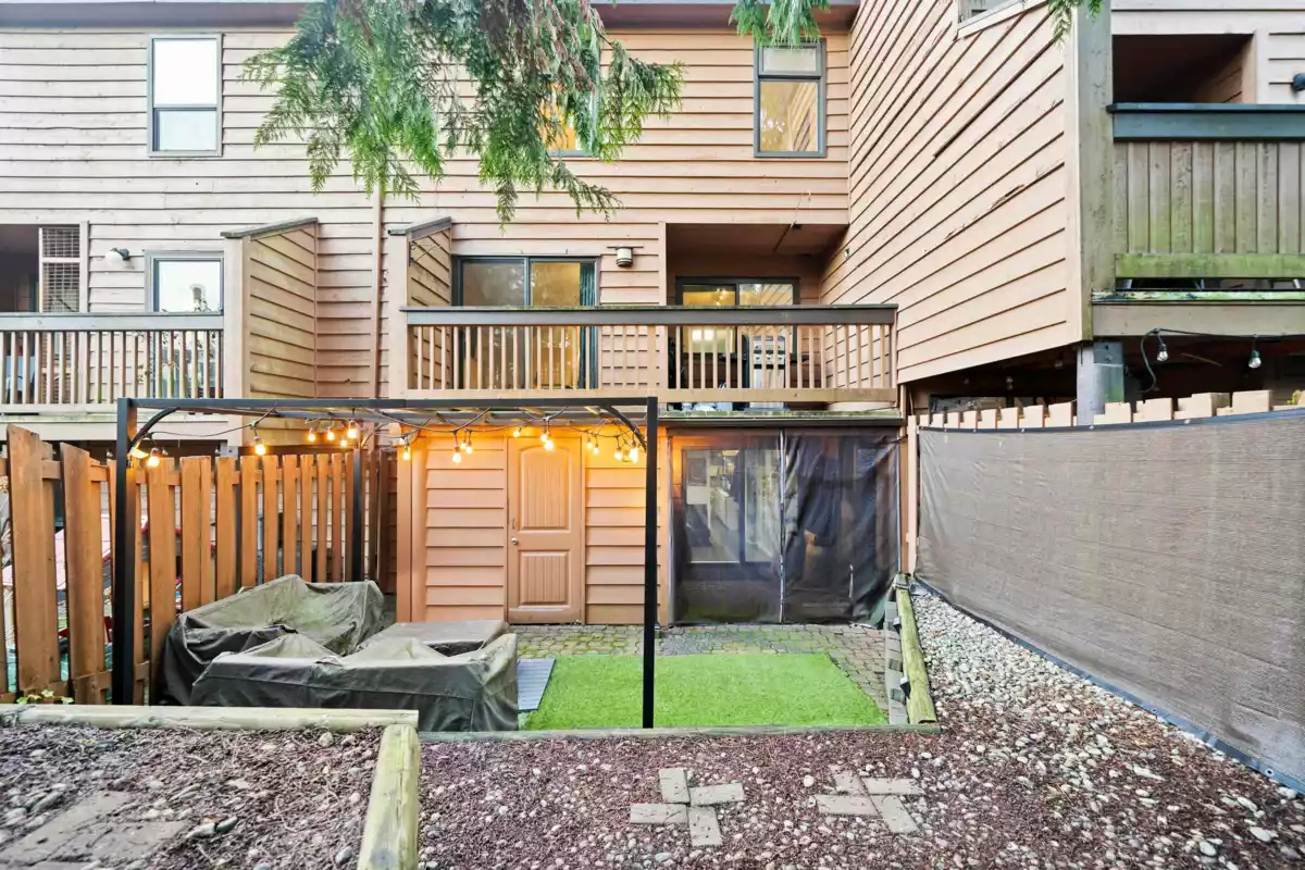 Hot Tub / Spa Photo of 216 Cambridge Way, Port Moody, BC