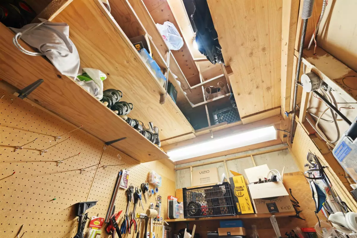 Swimming Pool Photo of 216 Cambridge Way, Port Moody, BC