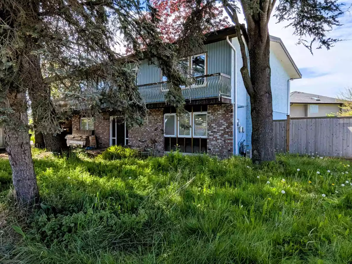 Kitchen Photo of 9211 Arvida Drive, Richmond, BC