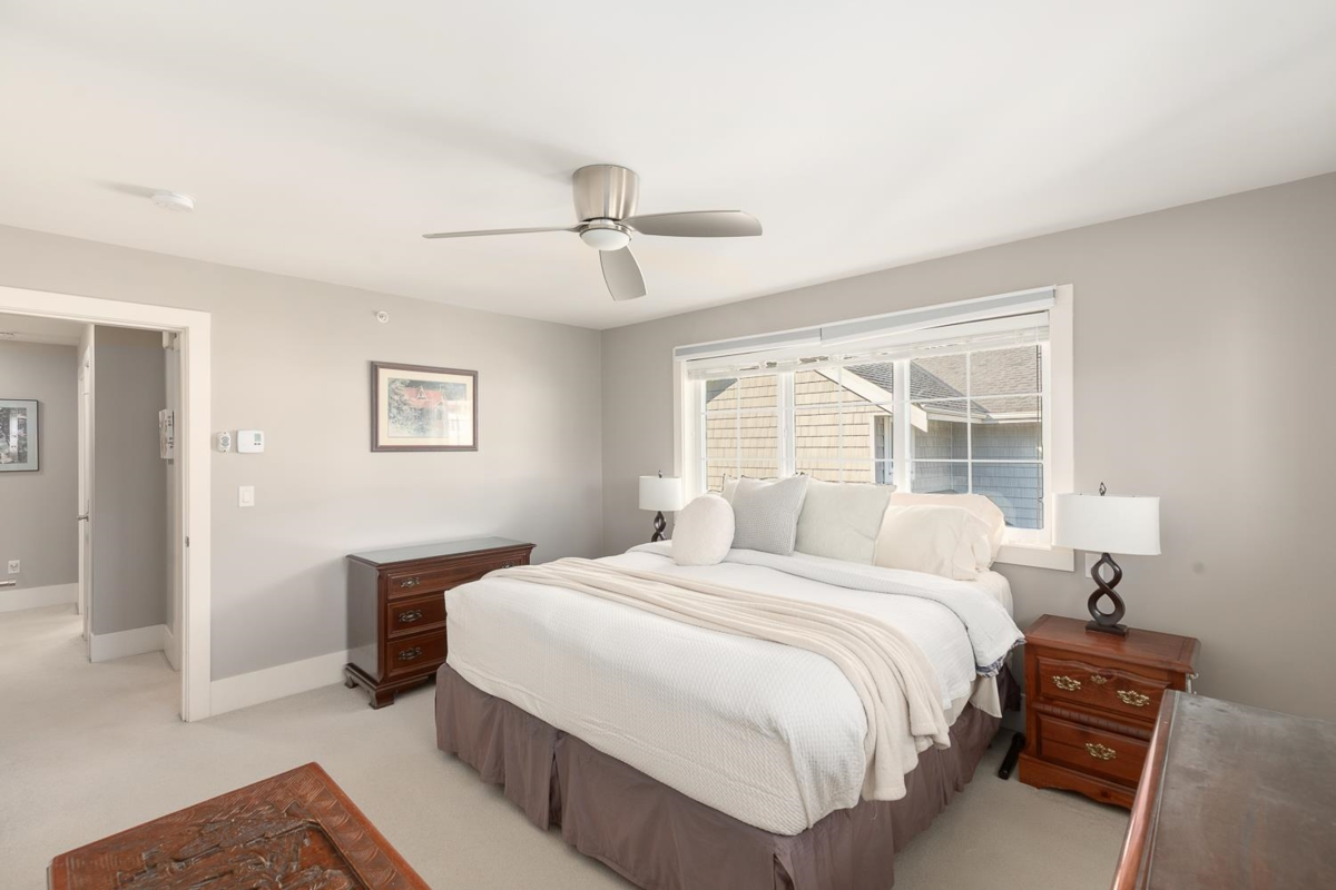 Hallway Photo of 79 12161 237 Street, Maple Ridge, BC