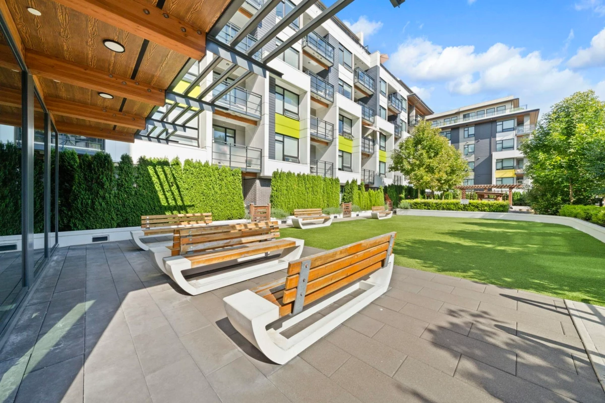 Community Amenities Photo (Clubhouse) of 605 3038 St George Street, Port Moody, BC