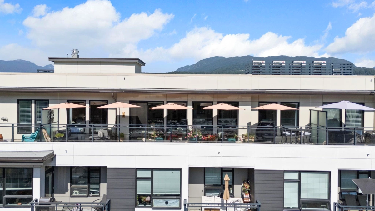 Outdoor Kitchen Photo of 605 3038 St George Street, Port Moody, BC