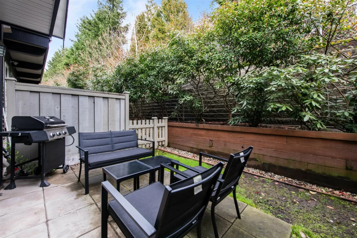 Family Room Photo of 47 6747 203 Street, Langley, BC