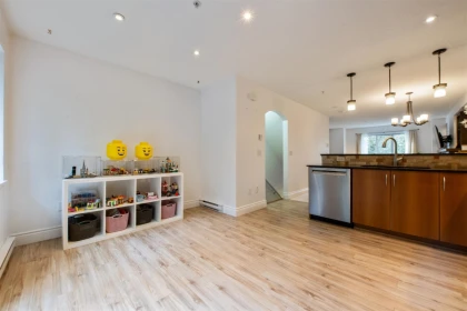 Kitchen Photo of 47 6747 203 Street, Langley, BC