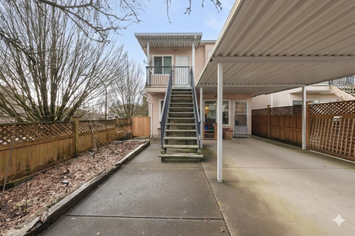 Aerial View of 2423 E 4th Avenue, Vancouver, BC