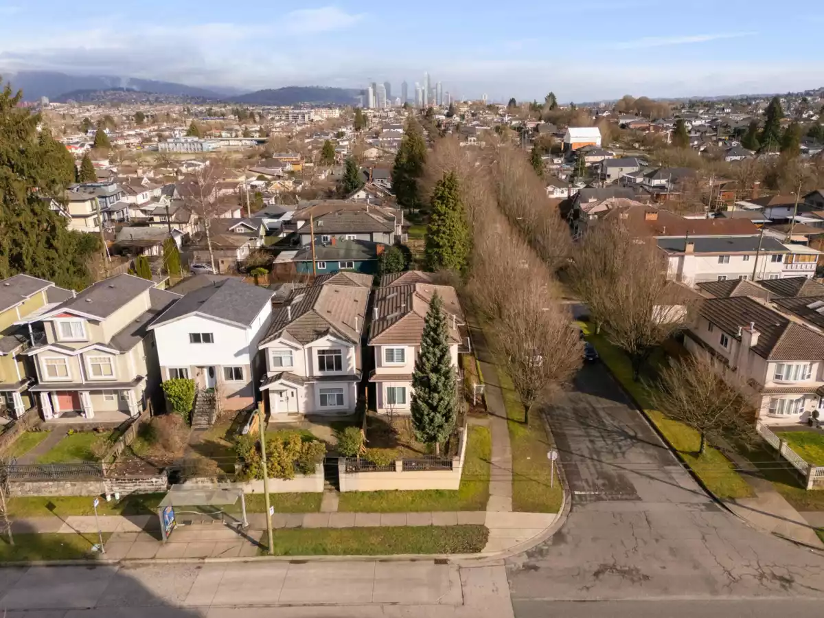 Community Amenities Photo (Clubhouse) of 2423 E 4th Avenue, Vancouver, BC