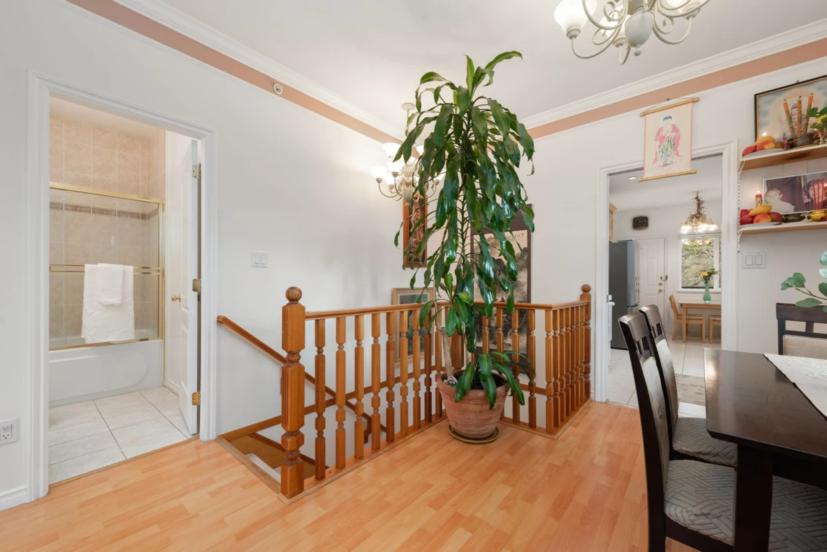 Powder Room Photo of 2423 E 4th Avenue, Vancouver, BC