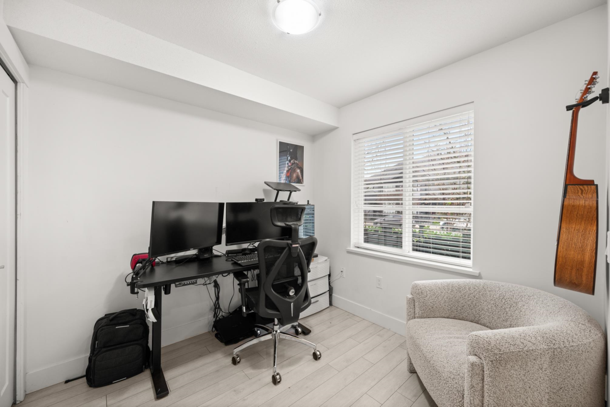 Bedroom 3 Photo of 21 8570 204 Street, Langley, BC