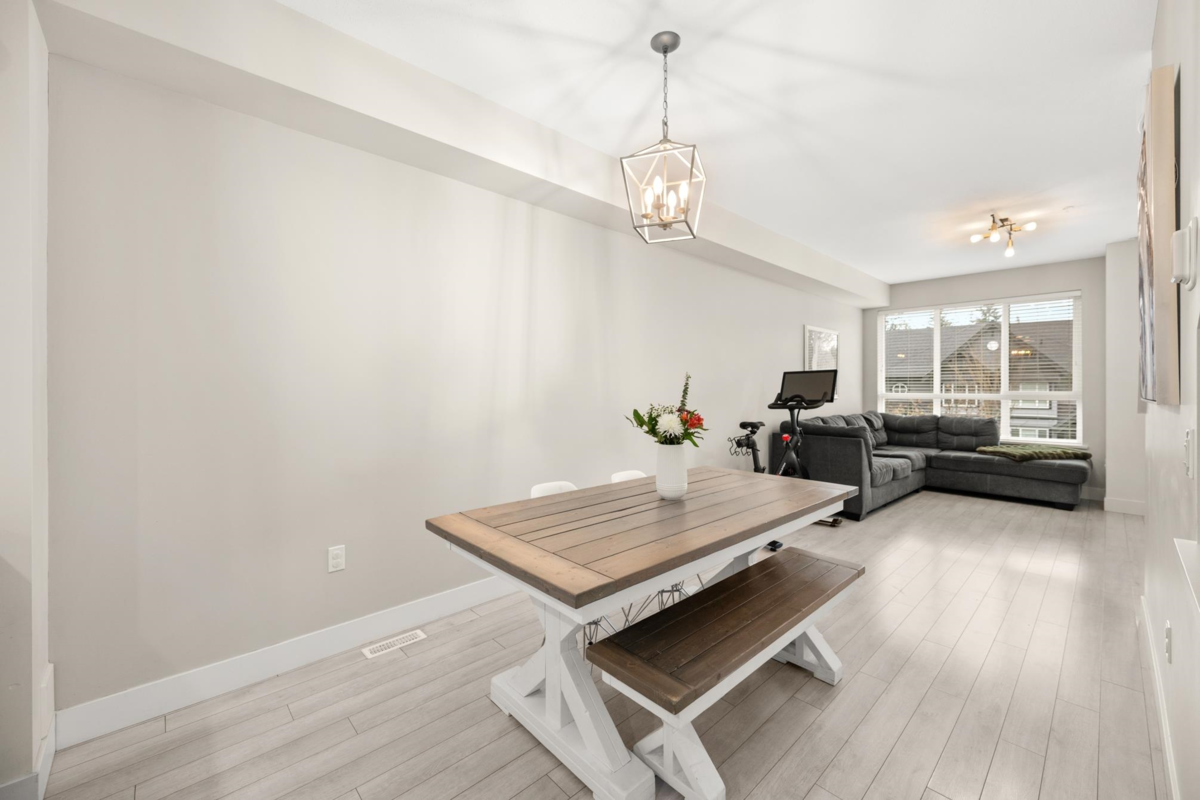 Dining Area Photo of 21 8570 204 Street, Langley, BC