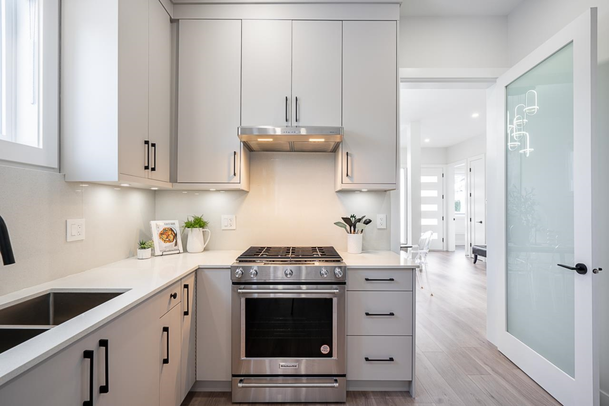 Breakfast Nook Photo of 7880 15th Street, Burnaby, BC