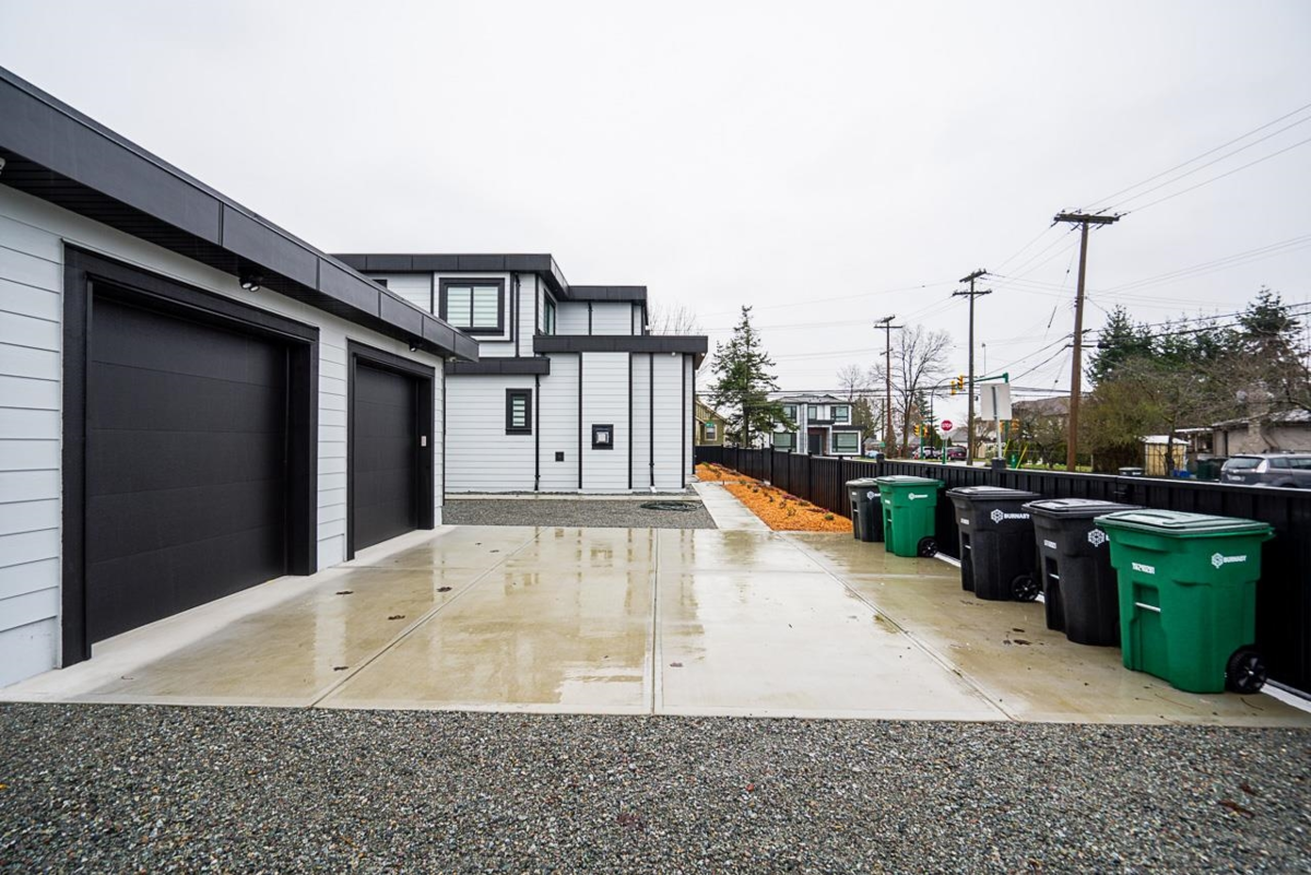 Garden / Landscaping Photo of 7880 15th Street, Burnaby, BC