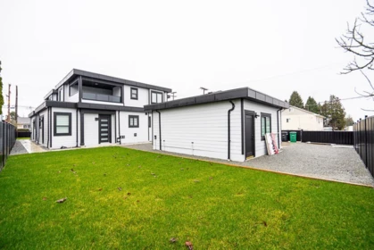 Hot Tub / Spa Photo of 7880 15th Street, Burnaby, BC
