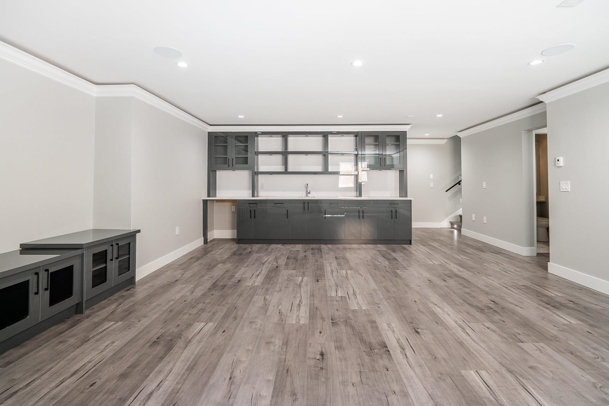 Primary Bathroom Photo of 13978 113a Avenue, Surrey, BC