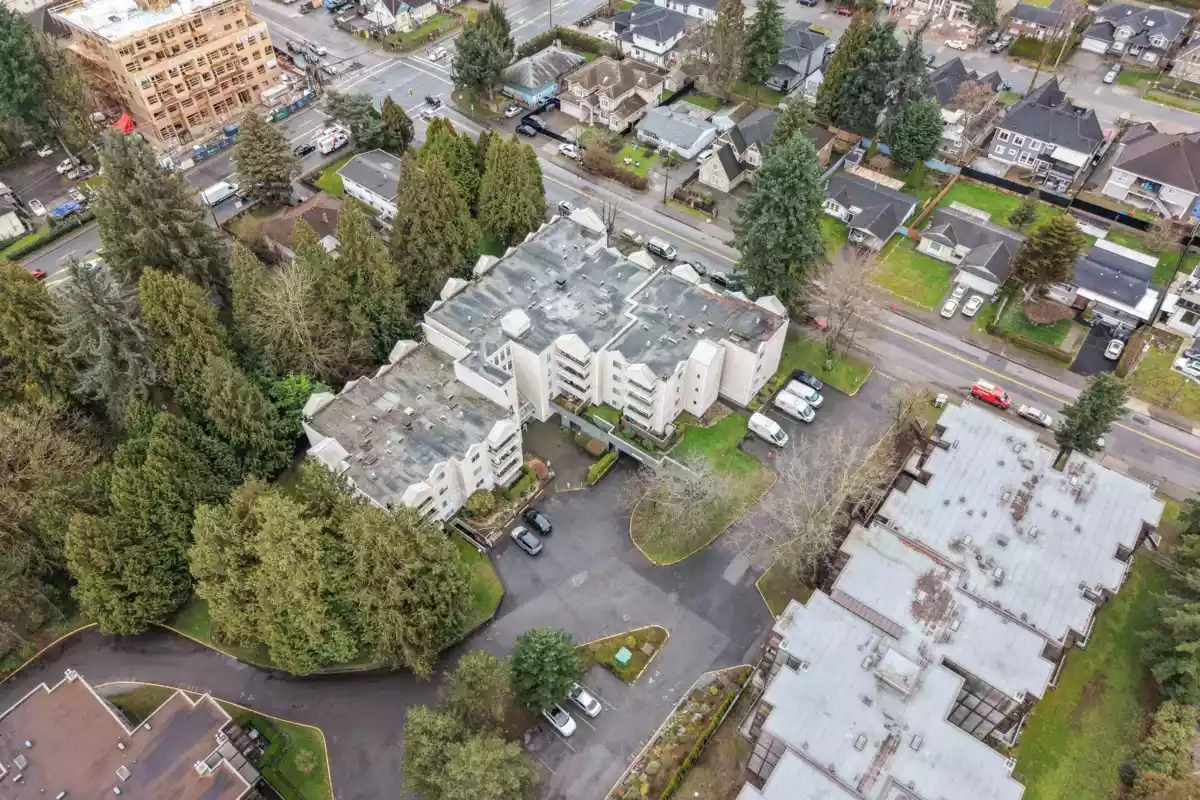 Basement Recreation Room Photo of 404 9644 134 Street, Surrey, BC