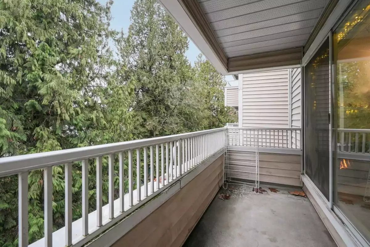 Bedroom 3 Photo of 404 9644 134 Street, Surrey, BC
