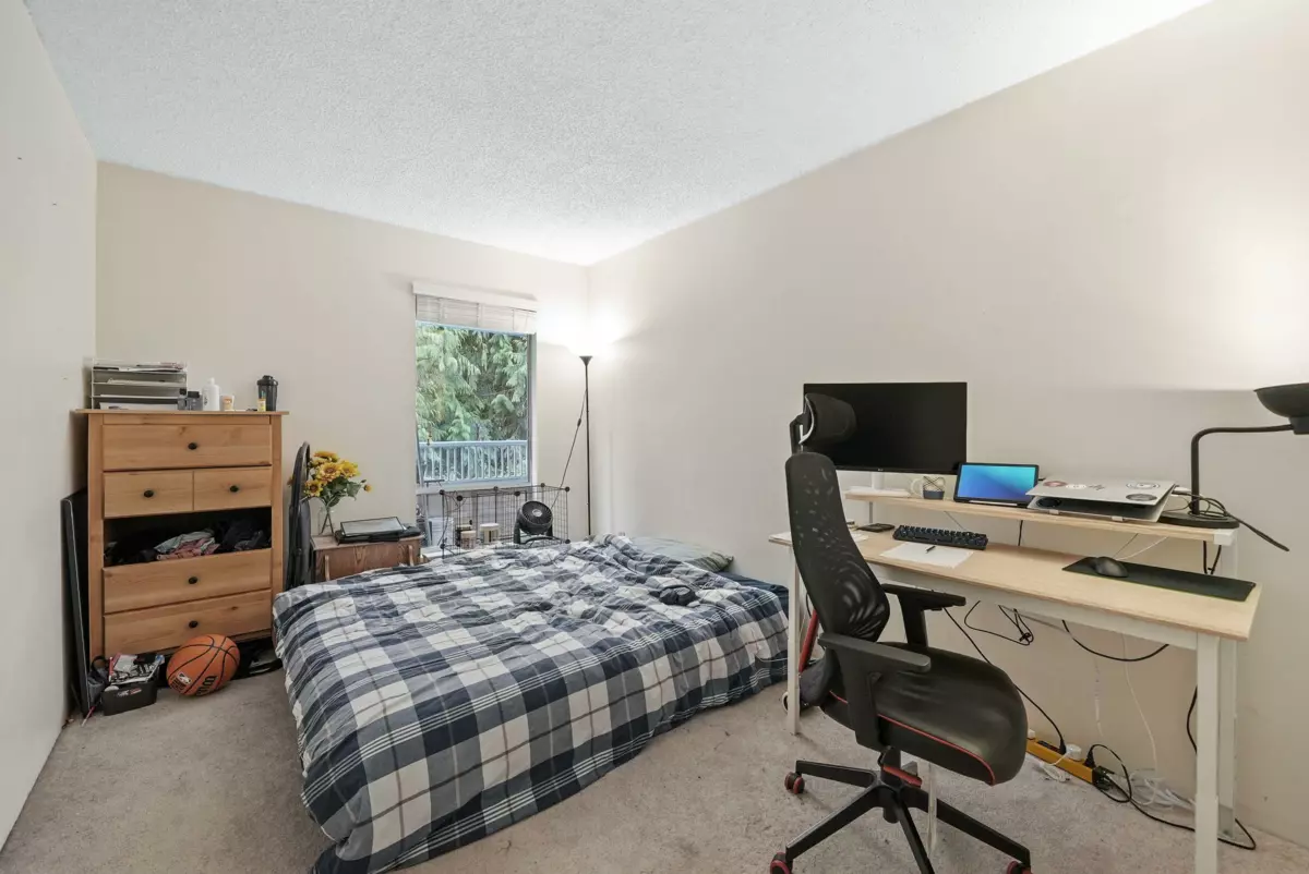 Pantry Photo of 404 9644 134 Street, Surrey, BC