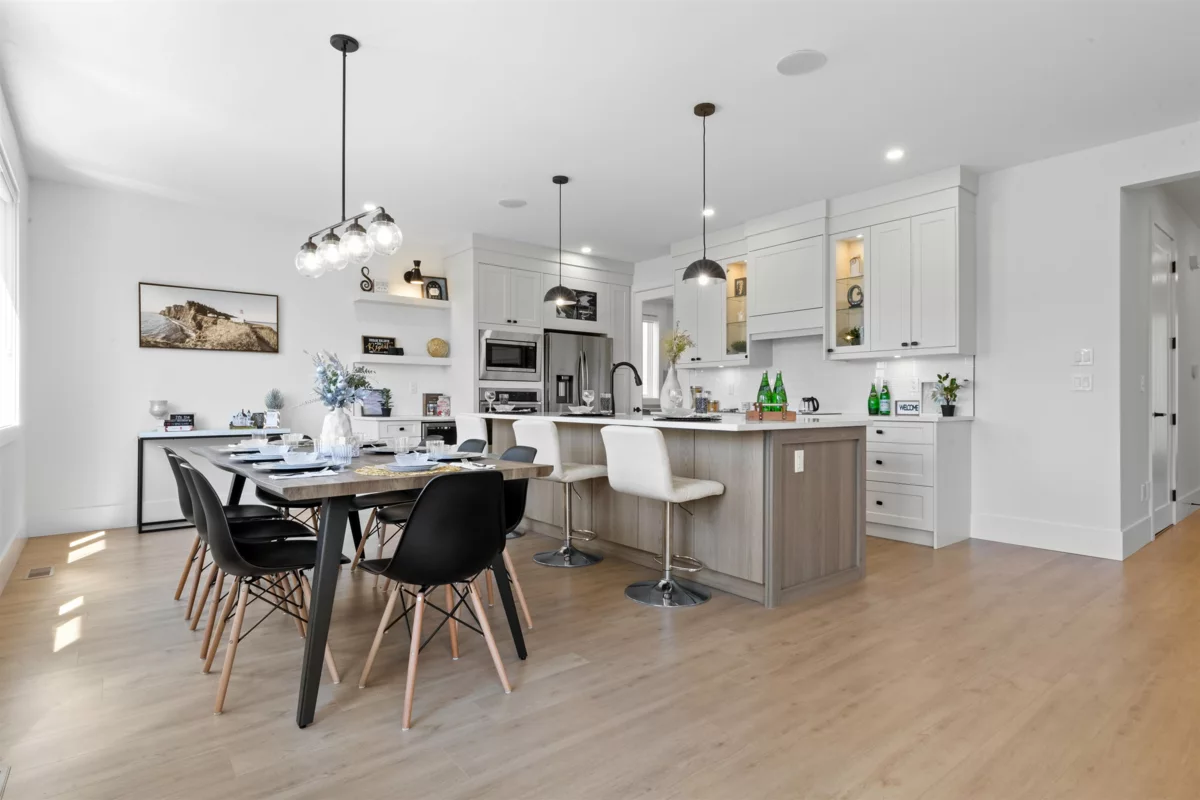 Primary Bedroom Photo of 7143 Elwood Drive, Chilliwack, BC