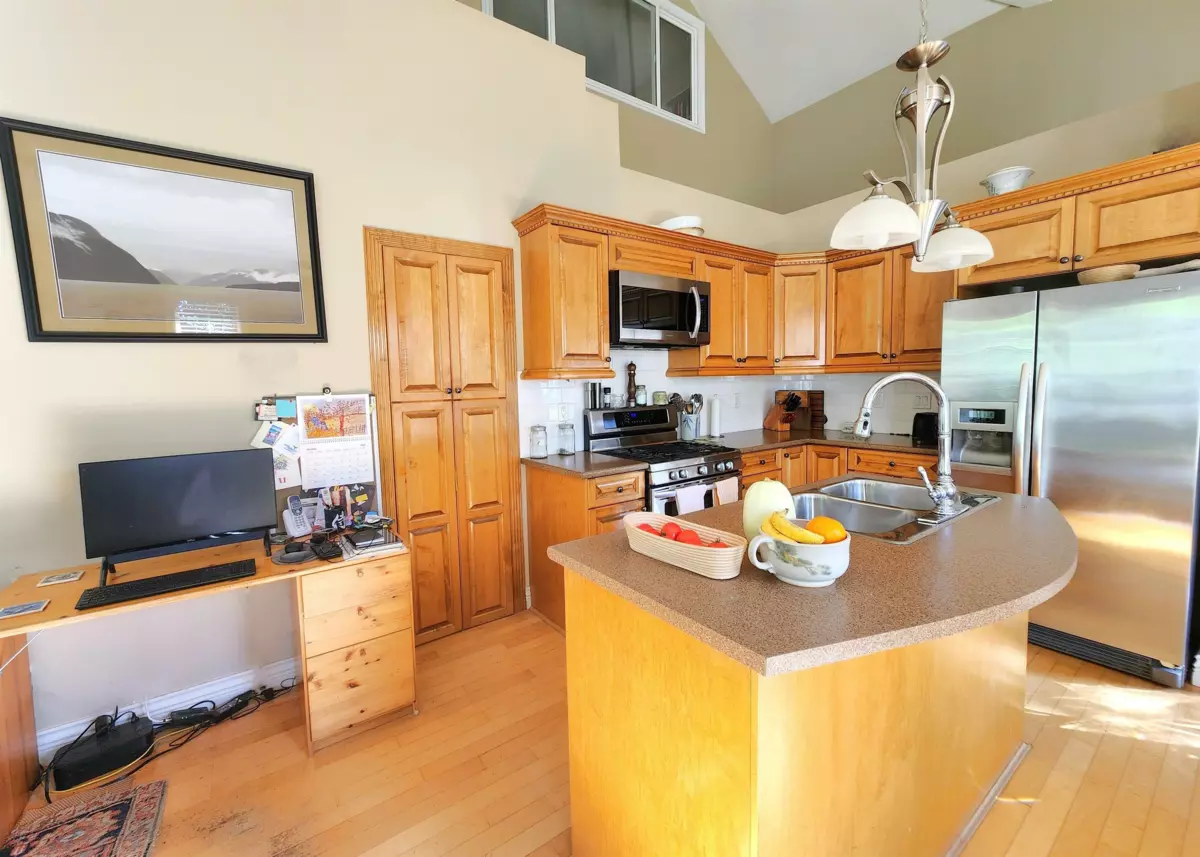Dining Area Photo of 42 5688 152 Street, Surrey, BC