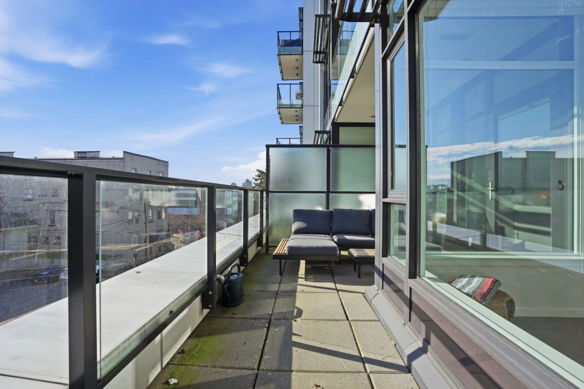 Garden / Landscaping Photo of 309 133 E 8th Avenue, Vancouver, BC